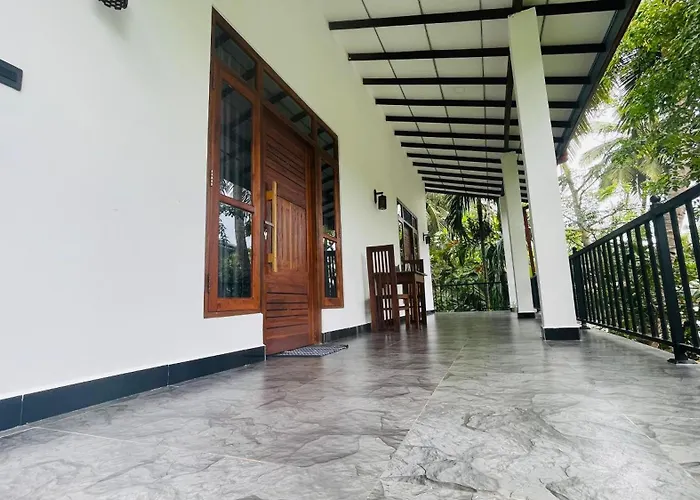 Sigiri Delight Holiday Home
